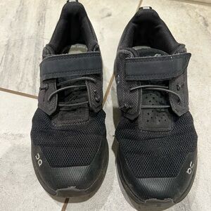 On Running Kids Black Sneakers